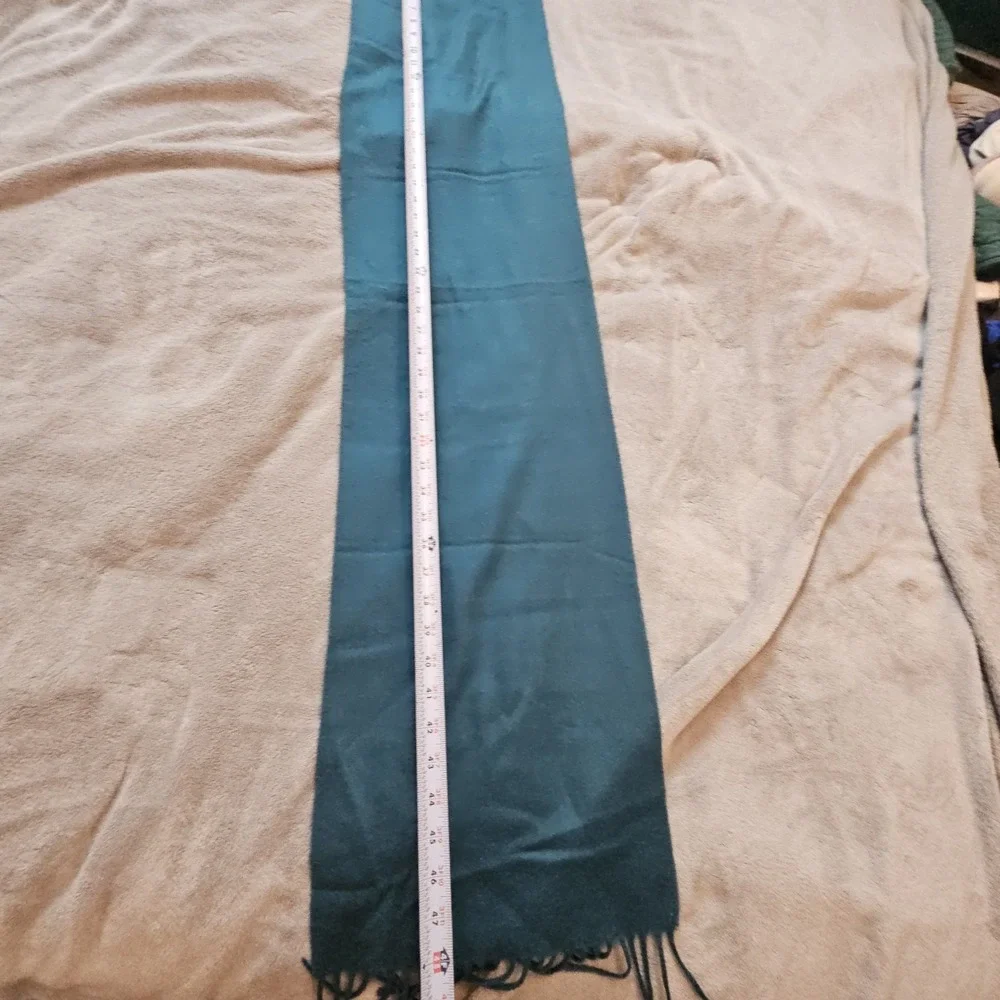 Christian Dior Wool Scarf, Green, Solid‎ Color, Women's Fringe
